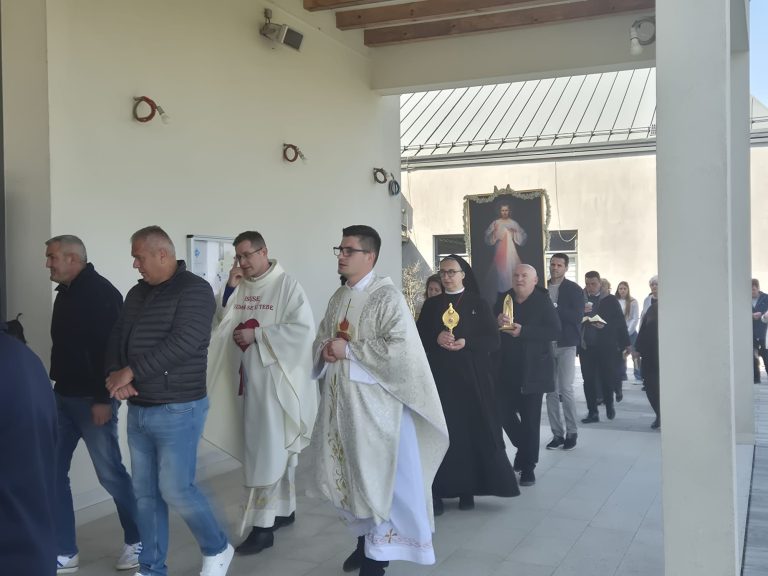 Proslava nedjelje Božjega milosrđa u Petrinji